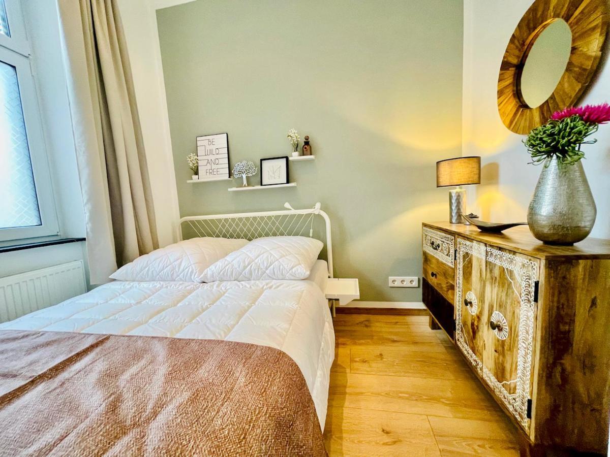 Colorful & Quiet Apartment In Beautiful Viennese Building Экстерьер фото